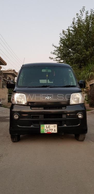 ٹویوٹا Pixis Van 2012 for Sale in لاہور Image-1