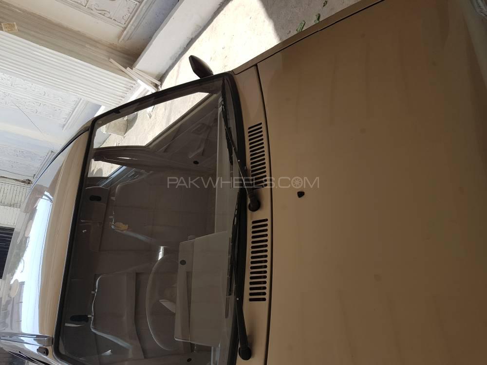 Suzuki Mehran 2017 for Sale in Lahore Suzuki Mehran 2017 for Sale in Lahore Image-9