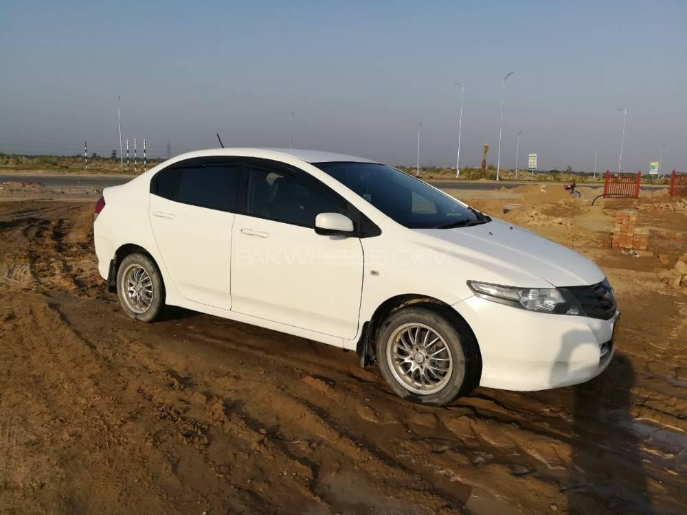 Honda City 2010 for Sale in Bahawalpur Honda City 2010 for Sale in Bahawalpur Image-2