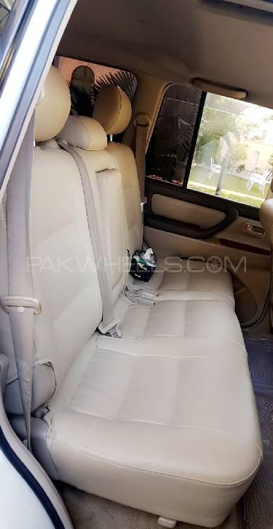 ٹویوٹا لینڈ کروزر 2002 for Sale in گجرات ٹویوٹا لینڈ کروزر 2002 for Sale in گجرات Image-13