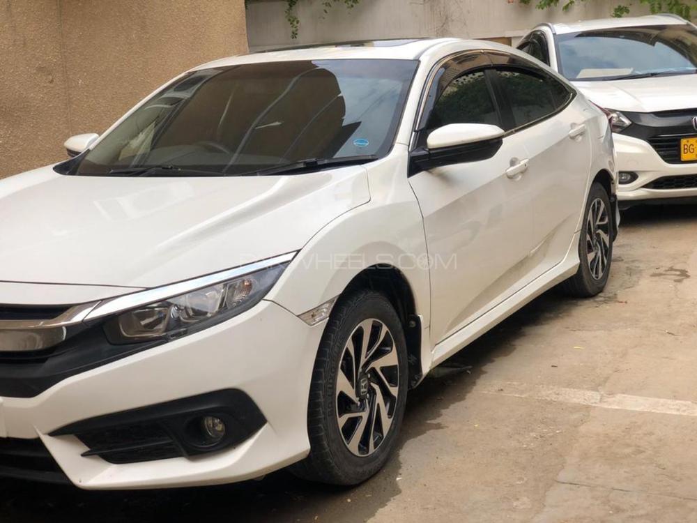 Honda Civic 2018 for Sale in Karachi Honda Civic 2018 for Sale in Karachi Image-2