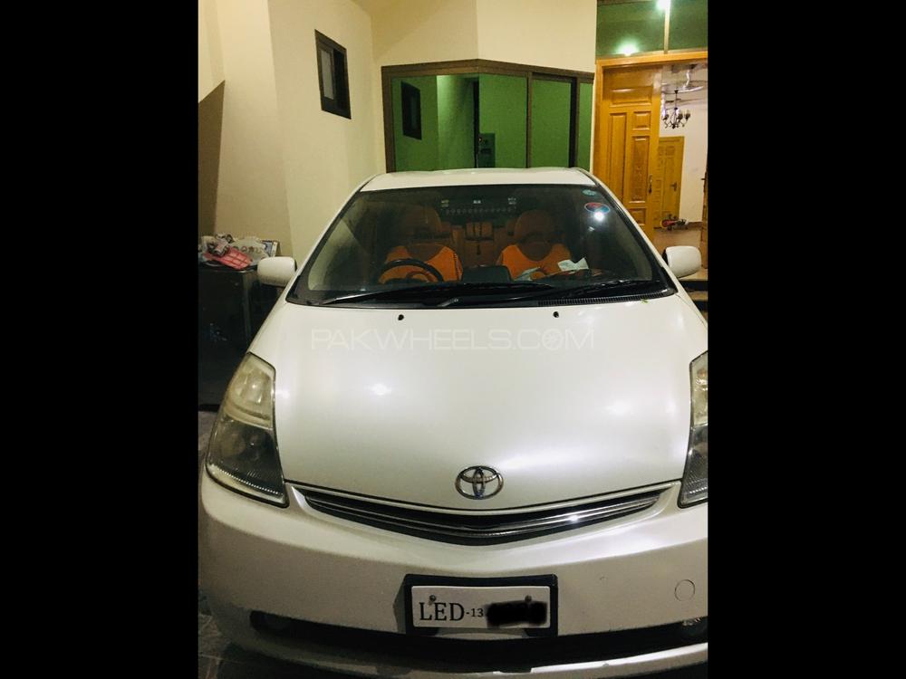Toyota Prius 2008 for Sale in Peshawar Toyota Prius 2008 for Sale in Peshawar Image-2