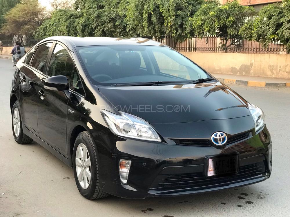 Toyota Prius 2014 for Sale in Faisalabad Image-1