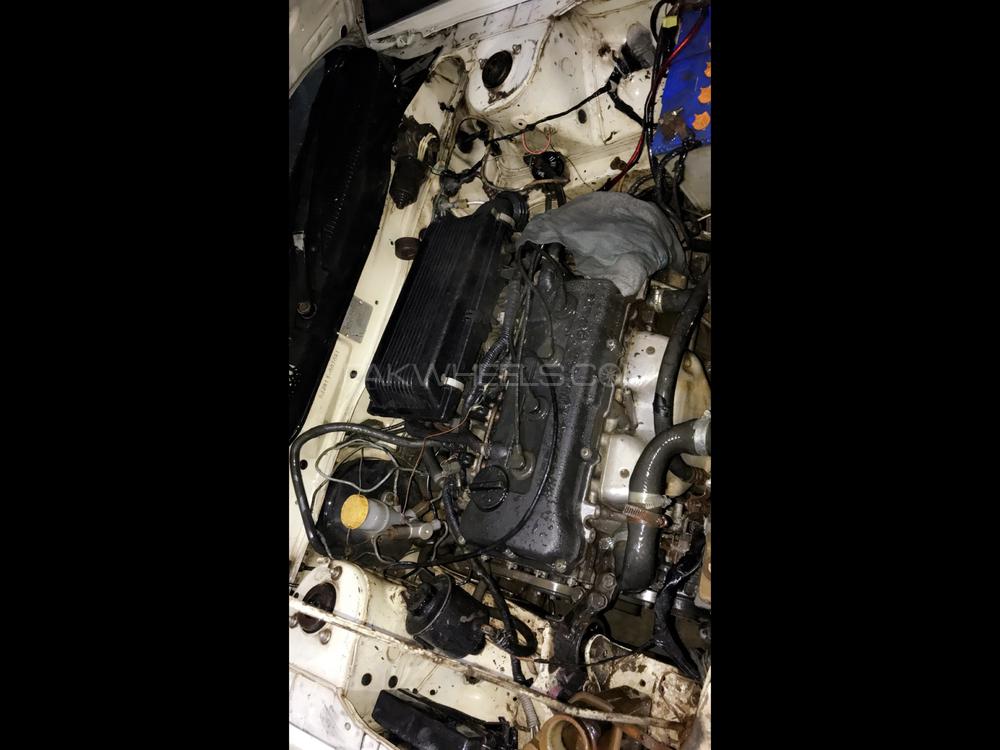 Nissan Sunny 1993 for Sale in Gujranwala Nissan Sunny 1993 for Sale in Gujranwala Image-18