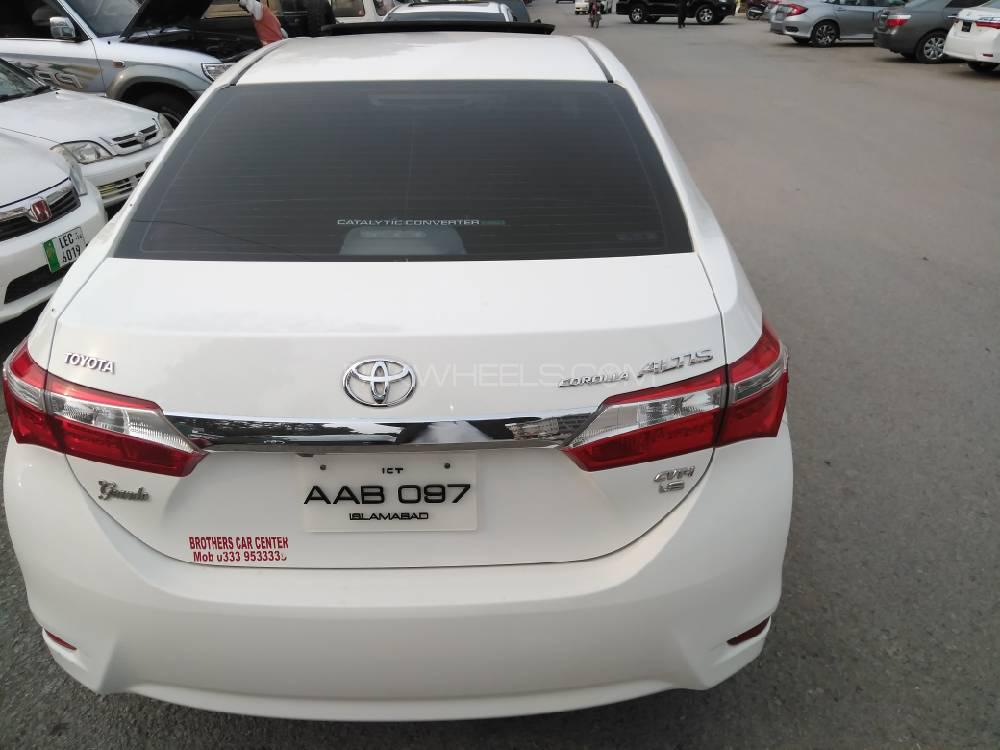 Toyota Corolla 2016 for Sale in Islamabad Toyota Corolla 2016 for Sale in Islamabad Image-3