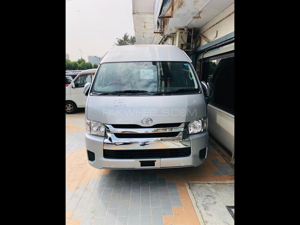 Toyota Hiace 2016 for Sale in Karachi Toyota Hiace 2016 for Sale in Karachi Image-2