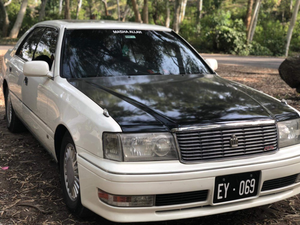 Toyota Crown - 1998