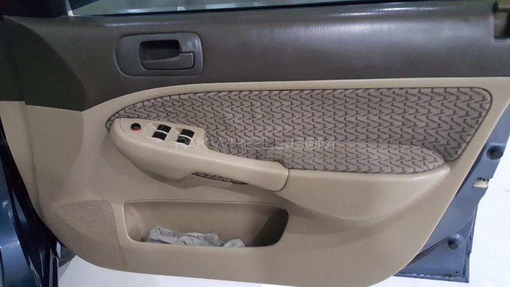 ہونڈا سوک 2003 for Sale in ایبٹ آباد ہونڈا سوک 2003 for Sale in ایبٹ آباد Image-4