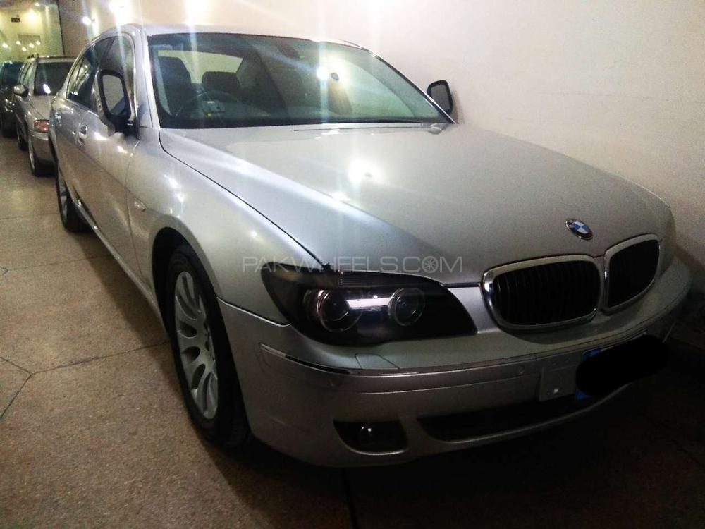 بی ایم ڈبلیو 7 سیریز 2006 for Sale in لاہور بی ایم ڈبلیو 7 سیریز 2006 for Sale in لاہور Image-2