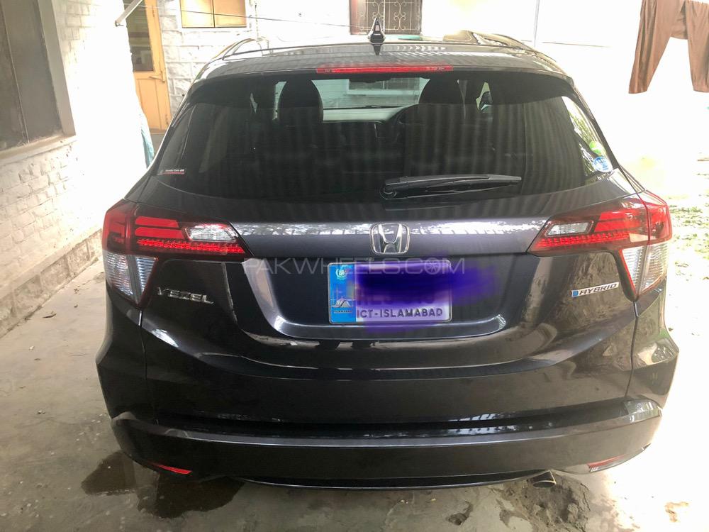 Honda Vezel 2017 for Sale in Islamabad Honda Vezel 2017 for Sale in Islamabad Image-9