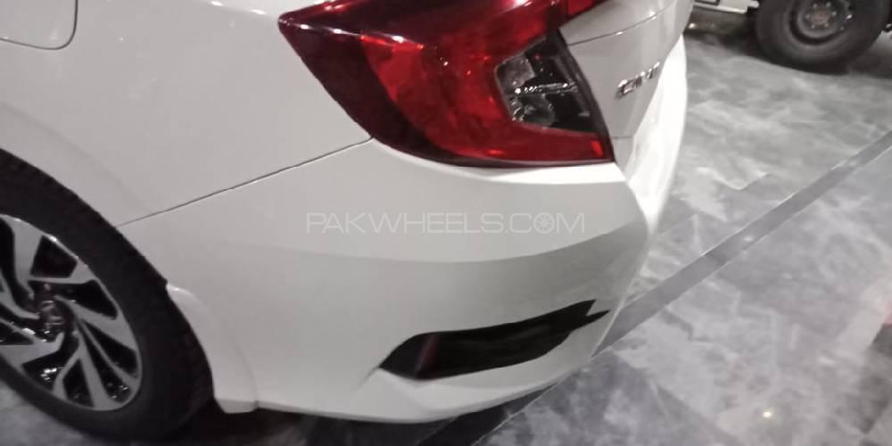Honda Civic 2019 for Sale in Sahiwal Honda Civic 2019 for Sale in Sahiwal Image-6