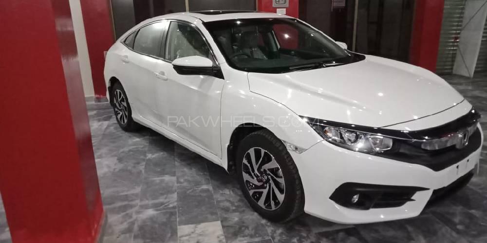 Honda Civic 2019 for Sale in Sahiwal Honda Civic 2019 for Sale in Sahiwal Image-5