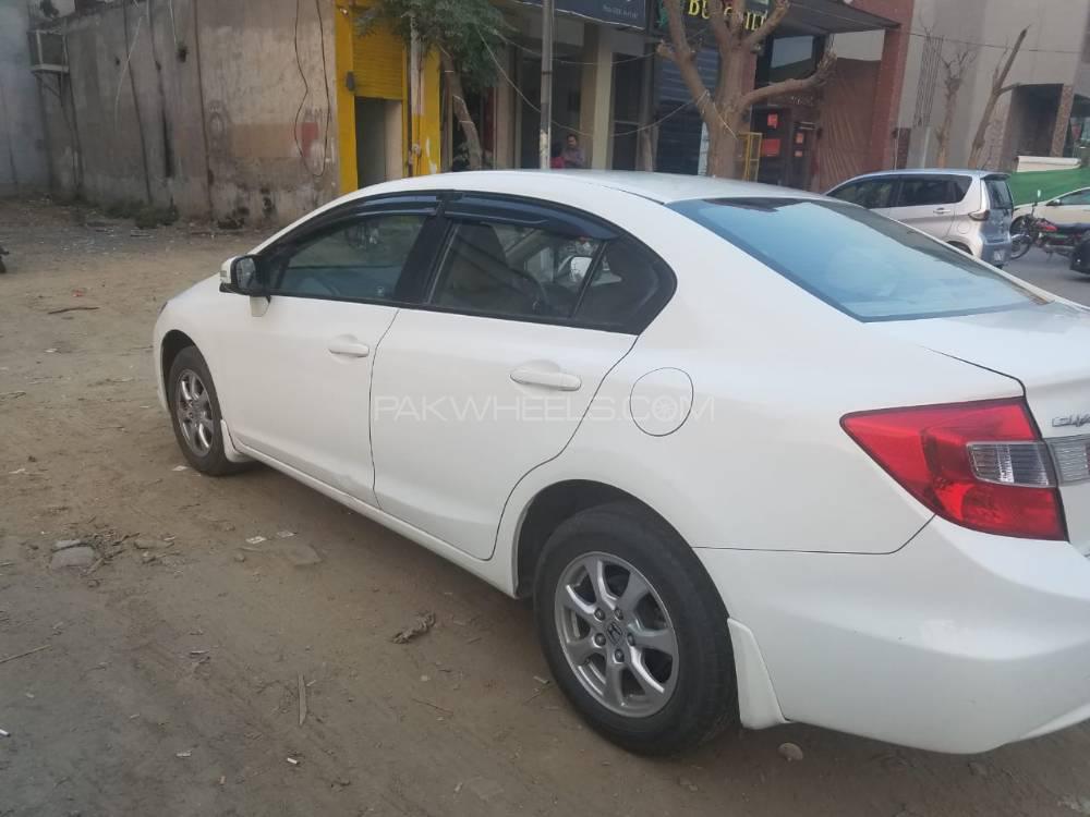 Honda Civic 2014 for Sale in Lahore Honda Civic 2014 for Sale in Lahore Image-10