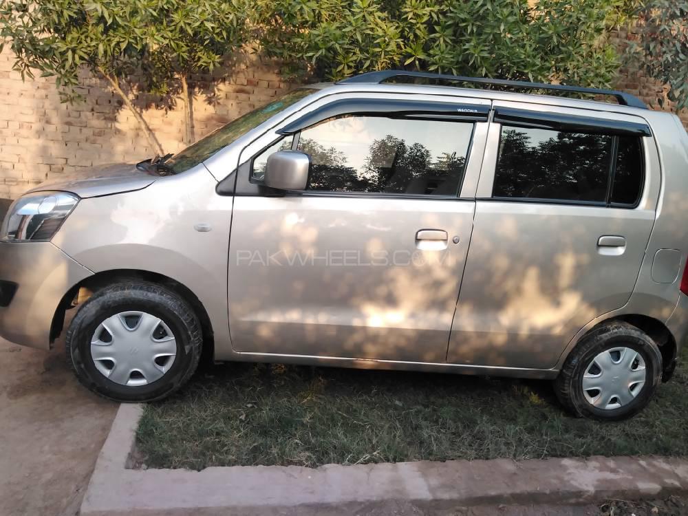 Suzuki Wagon R 2016 for Sale in Chichawatni Suzuki Wagon R 2016 for Sale in Chichawatni Image-3