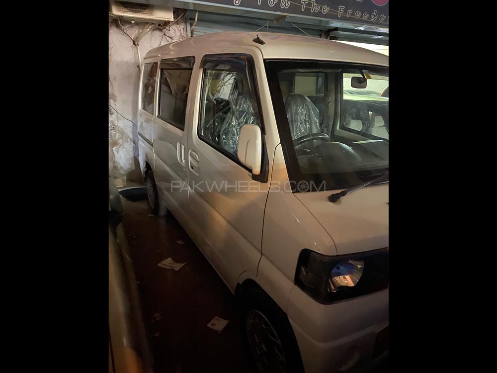 نسان کلپر 2010 for Sale in کراچی نسان کلپر 2010 for Sale in کراچی Image-2