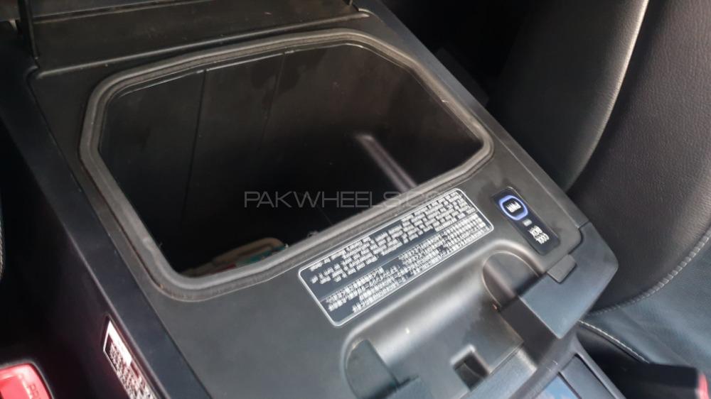 Toyota Land Cruiser 2014 for Sale in Islamabad Toyota Land Cruiser 2014 for Sale in Islamabad Image-6