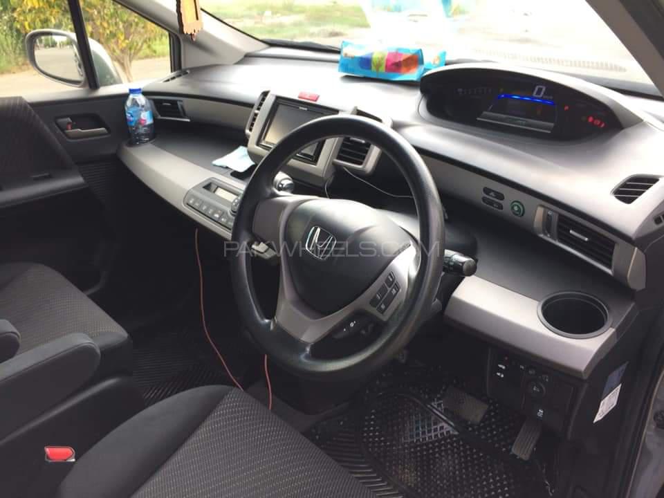 Honda Freed 2012 for Sale in Lahore Honda Freed 2012 for Sale in Lahore Image-8