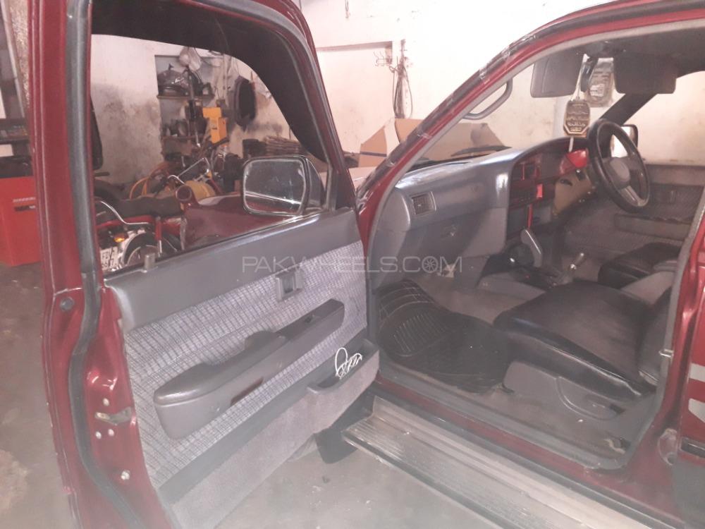 Toyota Surf 1993 for Sale in Chakwal Toyota Surf 1993 for Sale in Chakwal Image-6