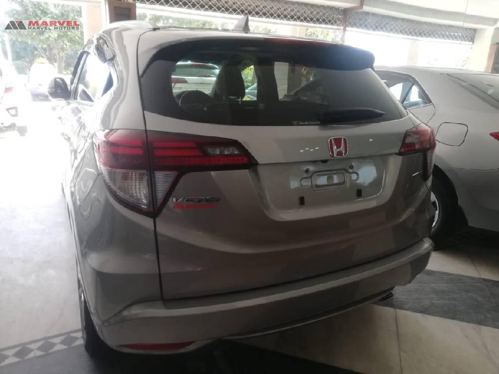 Honda Vezel 2017 for Sale in Islamabad Honda Vezel 2017 for Sale in Islamabad Image-6