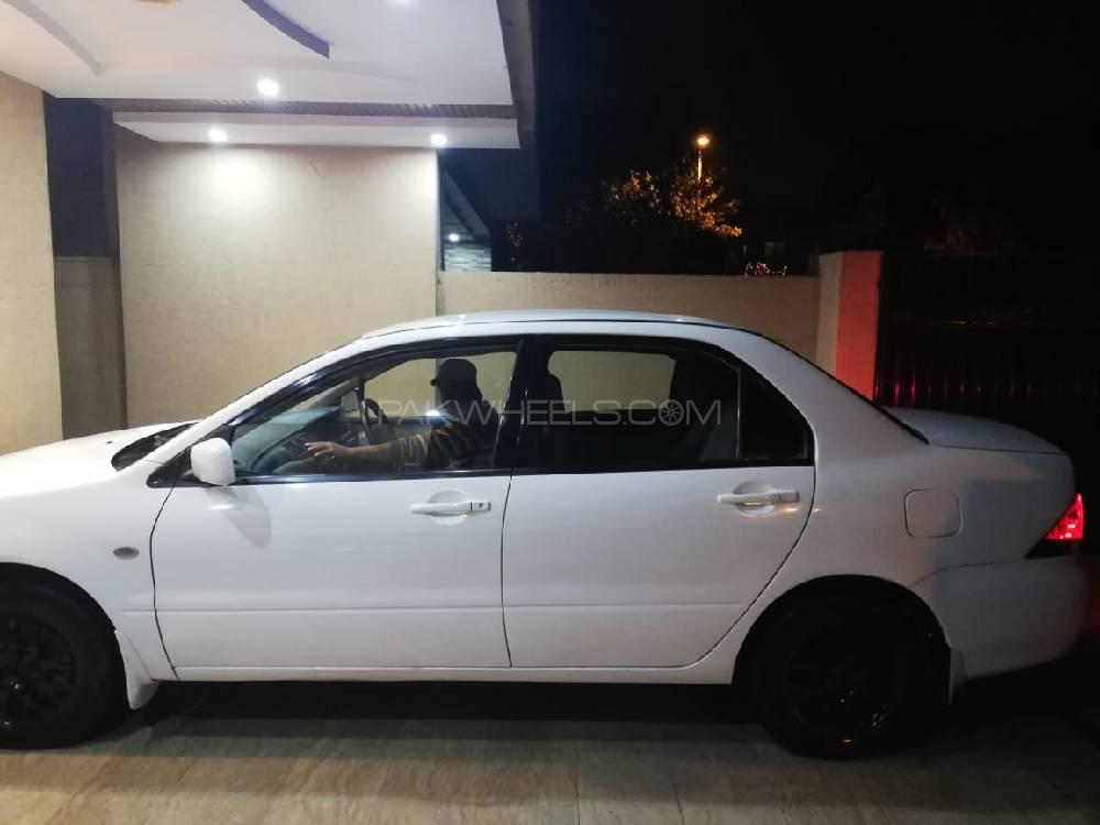 Mitsubishi Lancer 2004 for Sale in Lahore Mitsubishi Lancer 2004 for Sale in Lahore Image-3