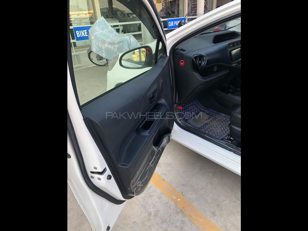 Toyota Aqua 2016 for Sale in Karachi Toyota Aqua 2016 for Sale in Karachi Image-7