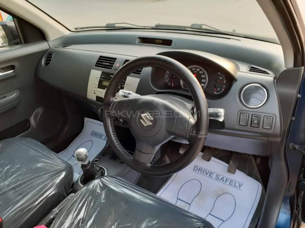Suzuki Swift 2013 for Sale in Karachi Suzuki Swift 2013 for Sale in Karachi Image-18