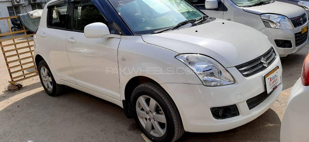 سوزوکی سوئفٹ 2017 for Sale in کراچی سوزوکی سوئفٹ 2017 for Sale in کراچی Image-3