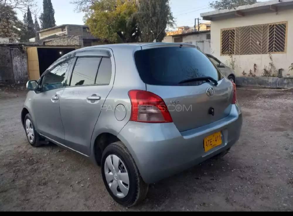 Toyota Vitz 2010 for Sale in Depal pur Image-1
