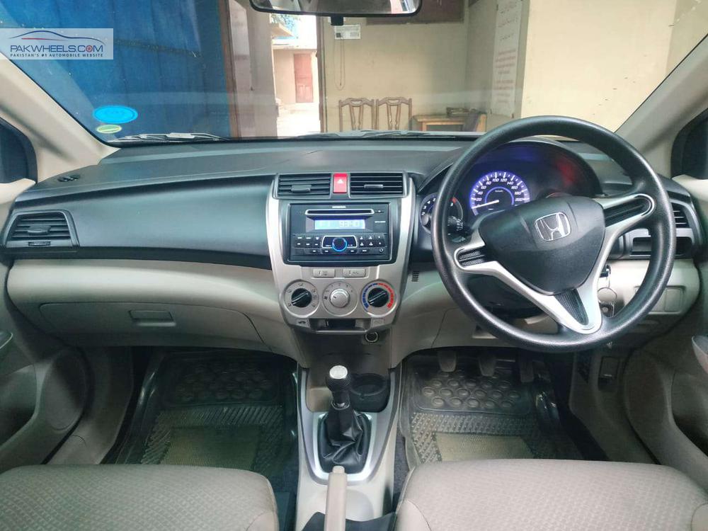Honda City 2015 for Sale in Lahore Honda City 2015 for Sale in Lahore Image-11