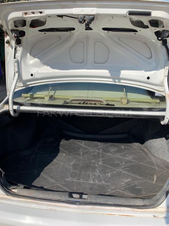 Honda Civic 2005 for Sale in Sargodha Honda Civic 2005 for Sale in Sargodha Image-6