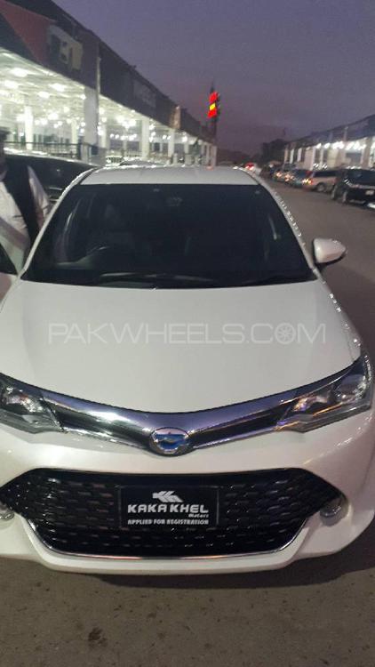 Toyota Corolla Fielder 2016 for Sale in Peshawar Image-1