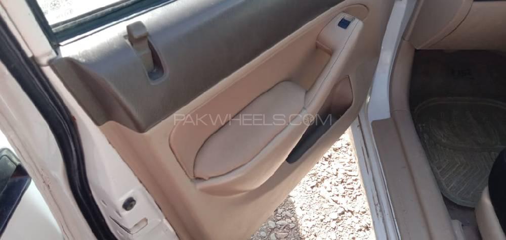 Honda Civic 2004 for Sale in Peshawar Honda Civic 2004 for Sale in Peshawar Image-9