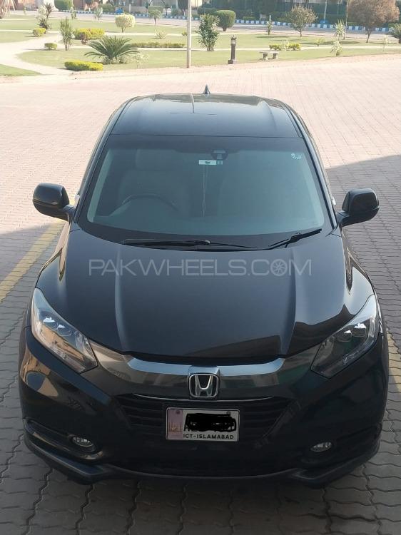 Honda Vezel 2014 for Sale in Islamabad Honda Vezel 2014 for Sale in Islamabad Image-9