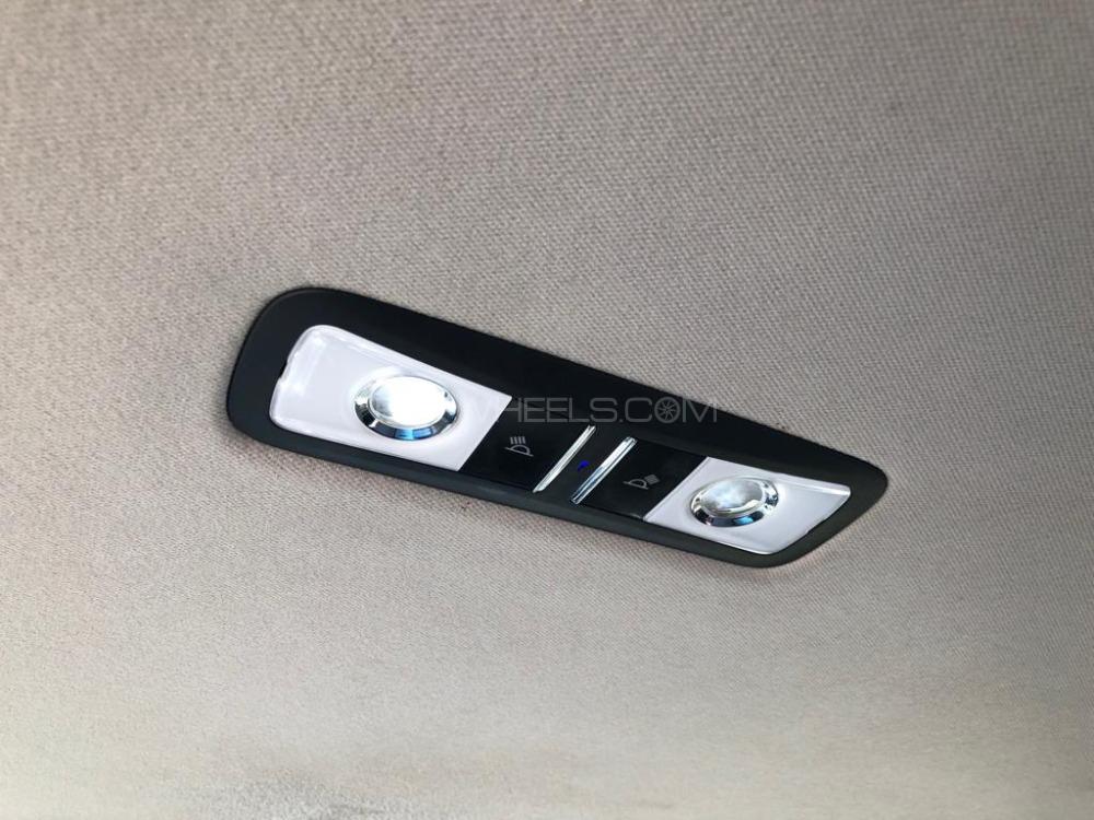 Honda Vezel 2014 for Sale in Islamabad Honda Vezel 2014 for Sale in Islamabad Image-23