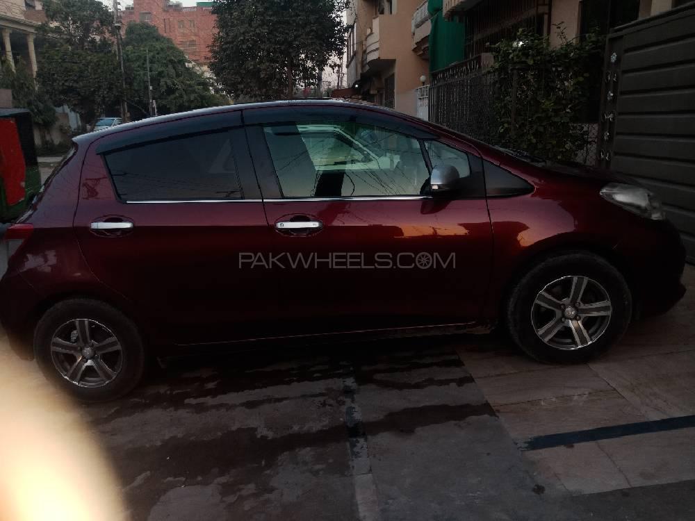 Toyota Vitz 2012 for Sale in Lahore Toyota Vitz 2012 for Sale in Lahore Image-11
