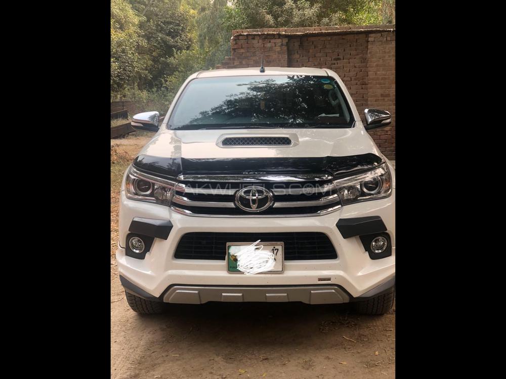 Toyota Hilux 2017 for Sale in Faisalabad Toyota Hilux 2017 for Sale in Faisalabad Image-2