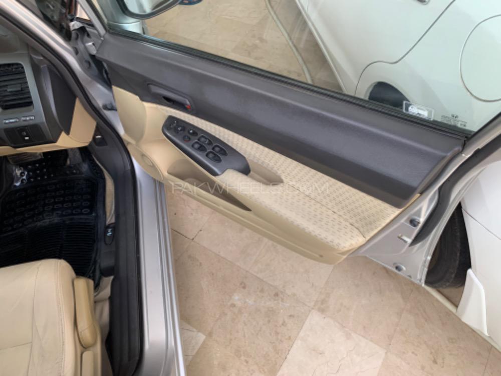 Honda Civic 2010 for Sale in Lahore Honda Civic 2010 for Sale in Lahore Image-17