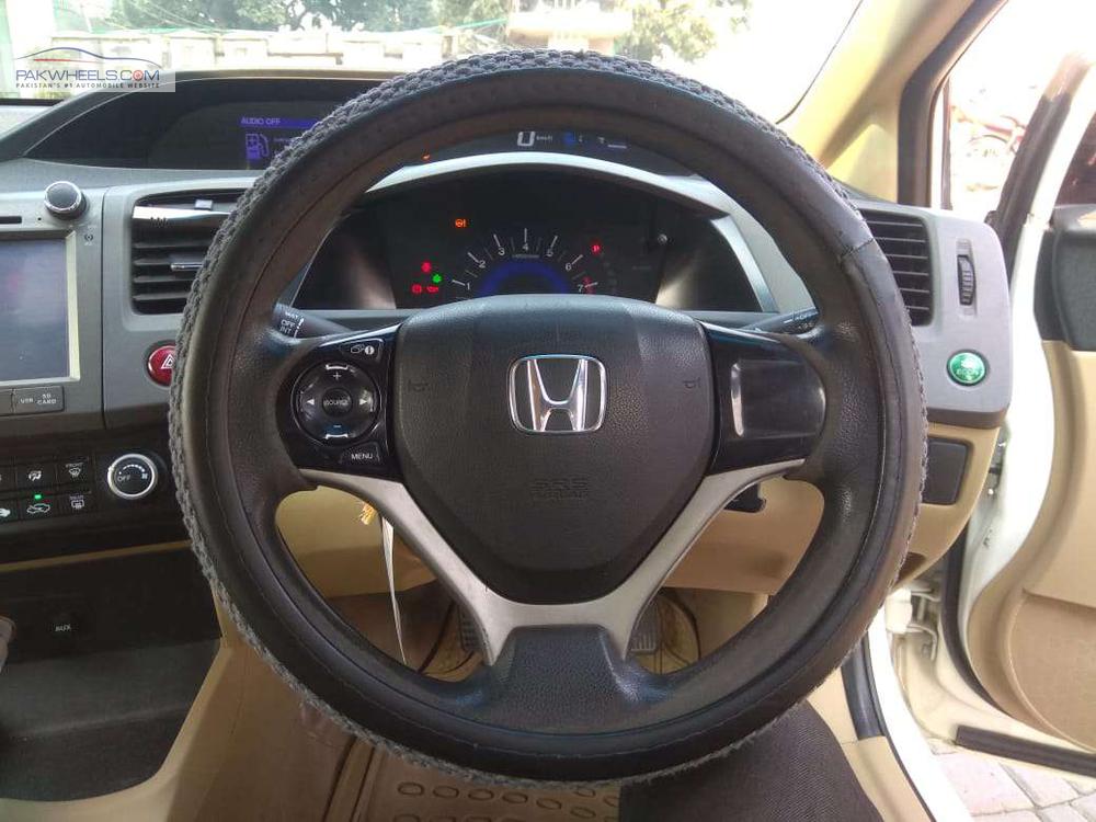 Honda Civic 2014 for Sale in Lahore Honda Civic 2014 for Sale in Lahore Image-8