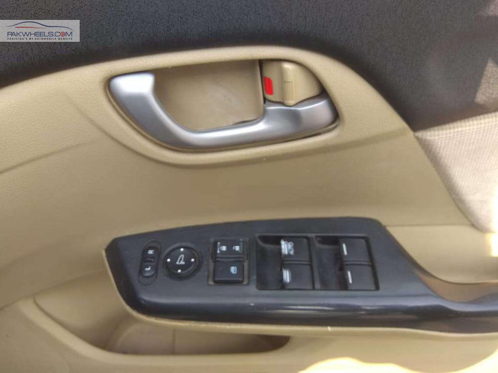Honda Civic 2014 for Sale in Lahore Honda Civic 2014 for Sale in Lahore Image-10