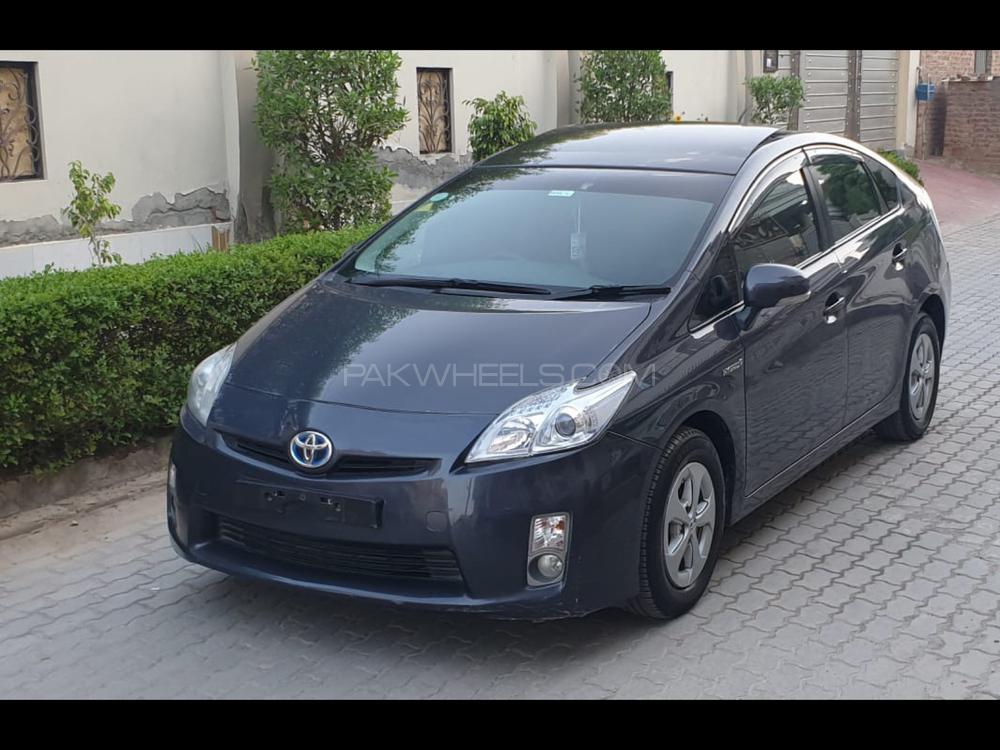 Toyota Prius 2010 for Sale in Lahore Toyota Prius 2010 for Sale in Lahore Image-3