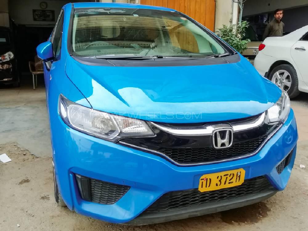 Honda Fit 2015 for Sale in Karachi Image-1