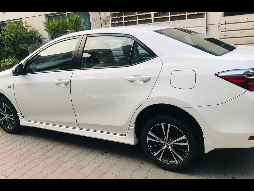 Toyota Corolla 2018 for Sale in Bahawalpur Toyota Corolla 2018 for Sale in Bahawalpur Image-3