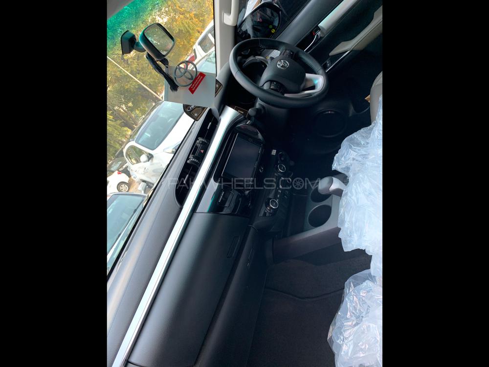 Toyota Hilux 2019 for Sale in Islamabad Toyota Hilux 2019 for Sale in Islamabad Image-4