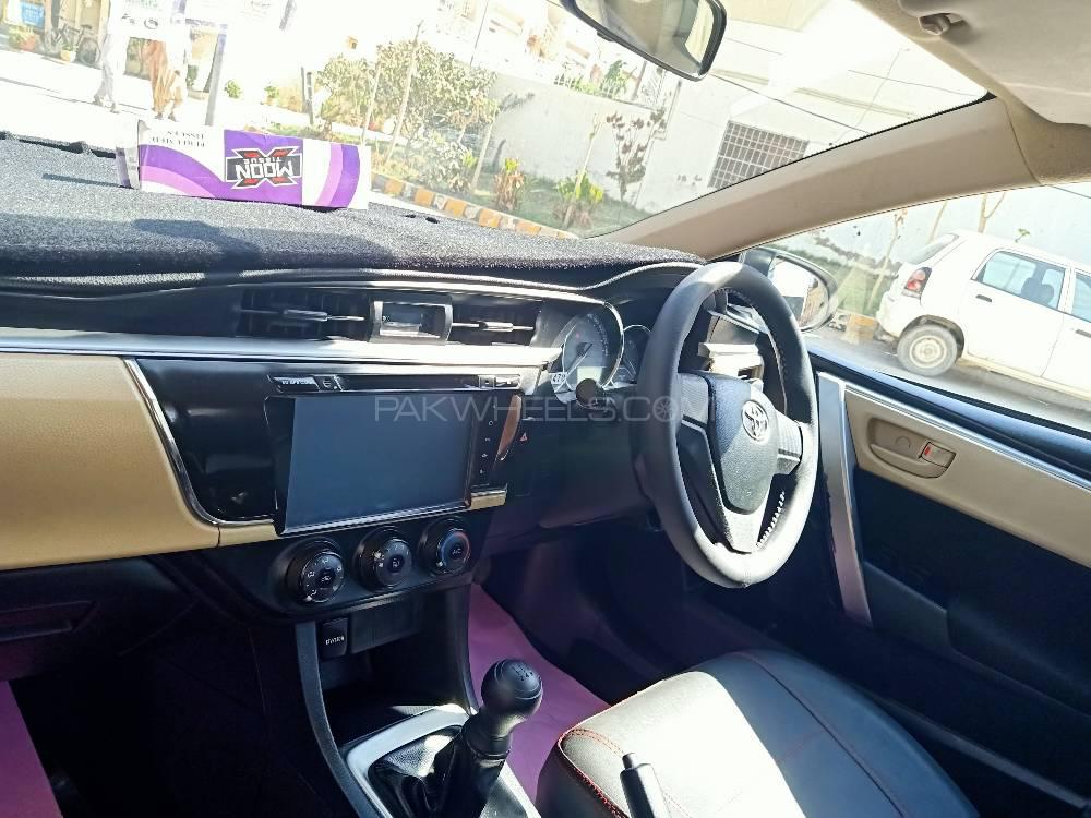 Toyota Corolla 2017 for Sale in Karachi Toyota Corolla 2017 for Sale in Karachi Image-11