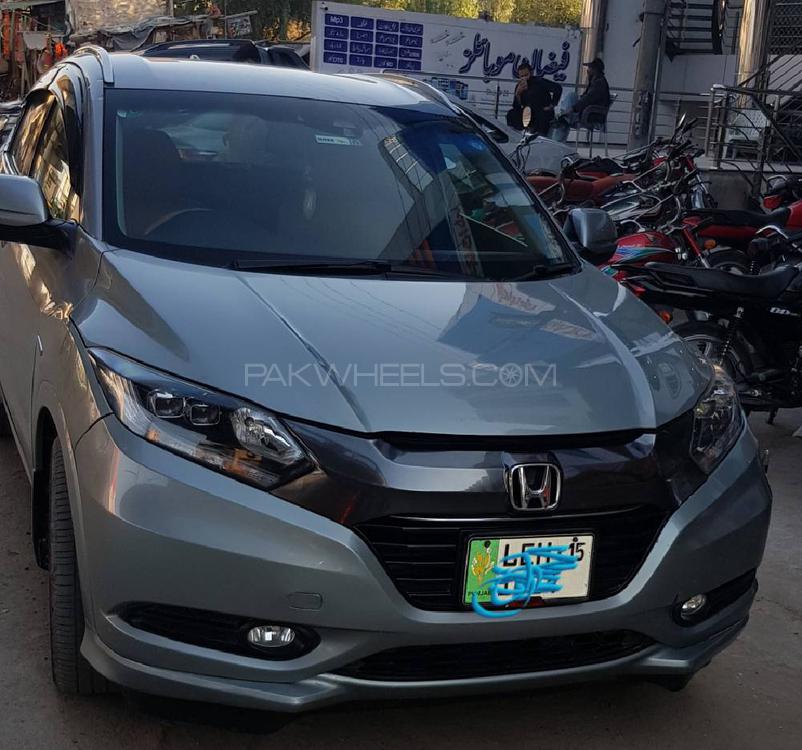 Honda Vezel 2015 for Sale in Sargodha Image-1