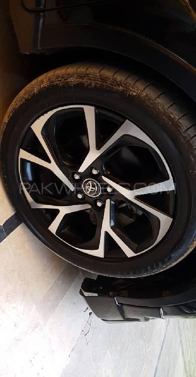 Toyota C-HR 2016 for Sale in Karachi Toyota C-HR 2016 for Sale in Karachi Image-10