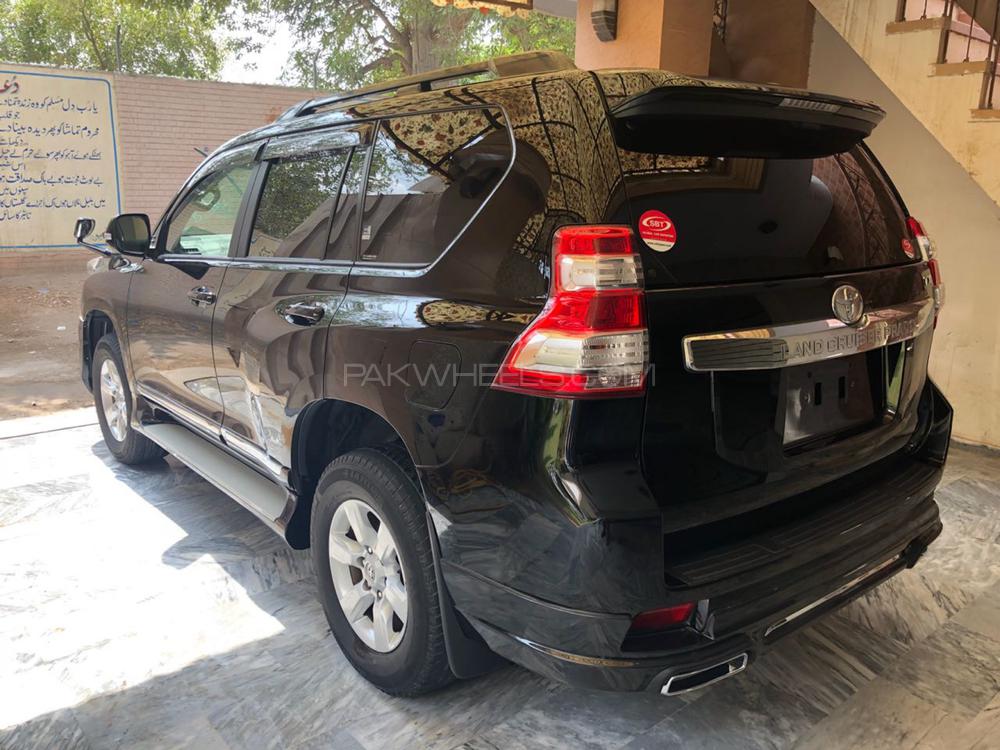 Toyota Prado 2013 for Sale in Multan Toyota Prado 2013 for Sale in Multan Image-2
