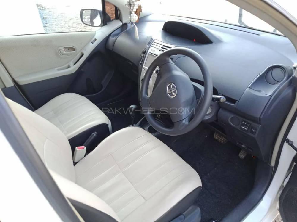 Toyota Vitz 2006 for Sale in Kohat Toyota Vitz 2006 for Sale in Kohat Image-3