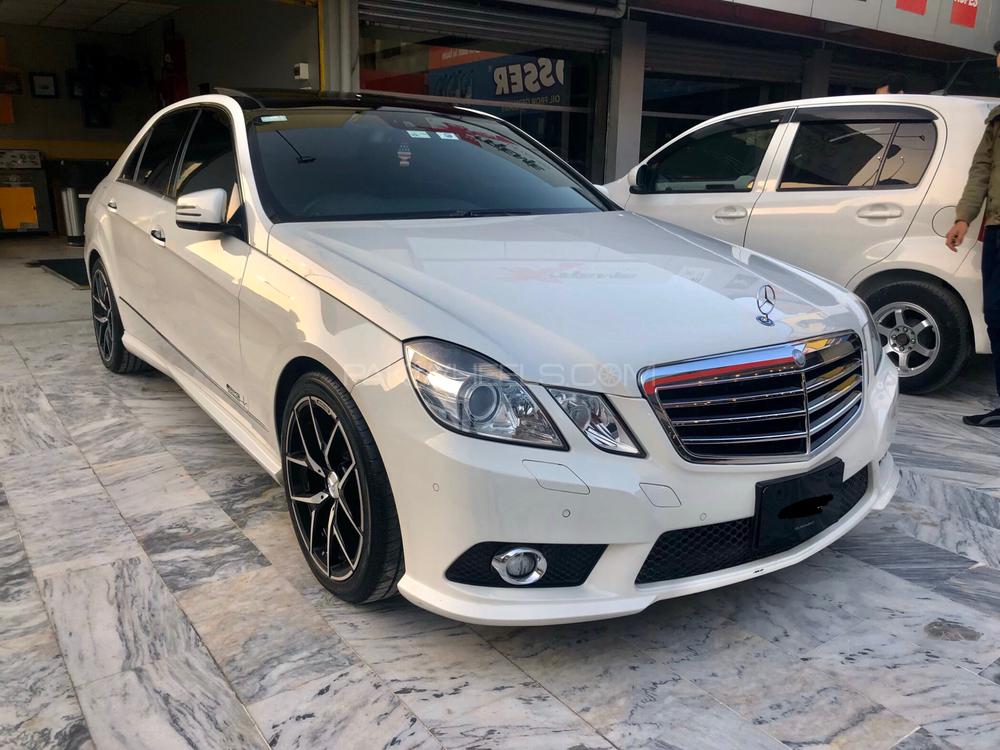 Mercedes Benz E Class 2010 for Sale in Peshawar Image-1