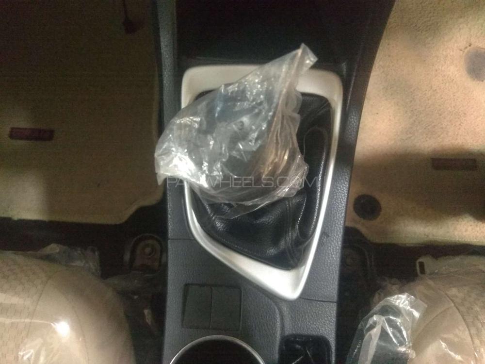 Toyota Corolla 2017 for Sale in Karachi Toyota Corolla 2017 for Sale in Karachi Image-7